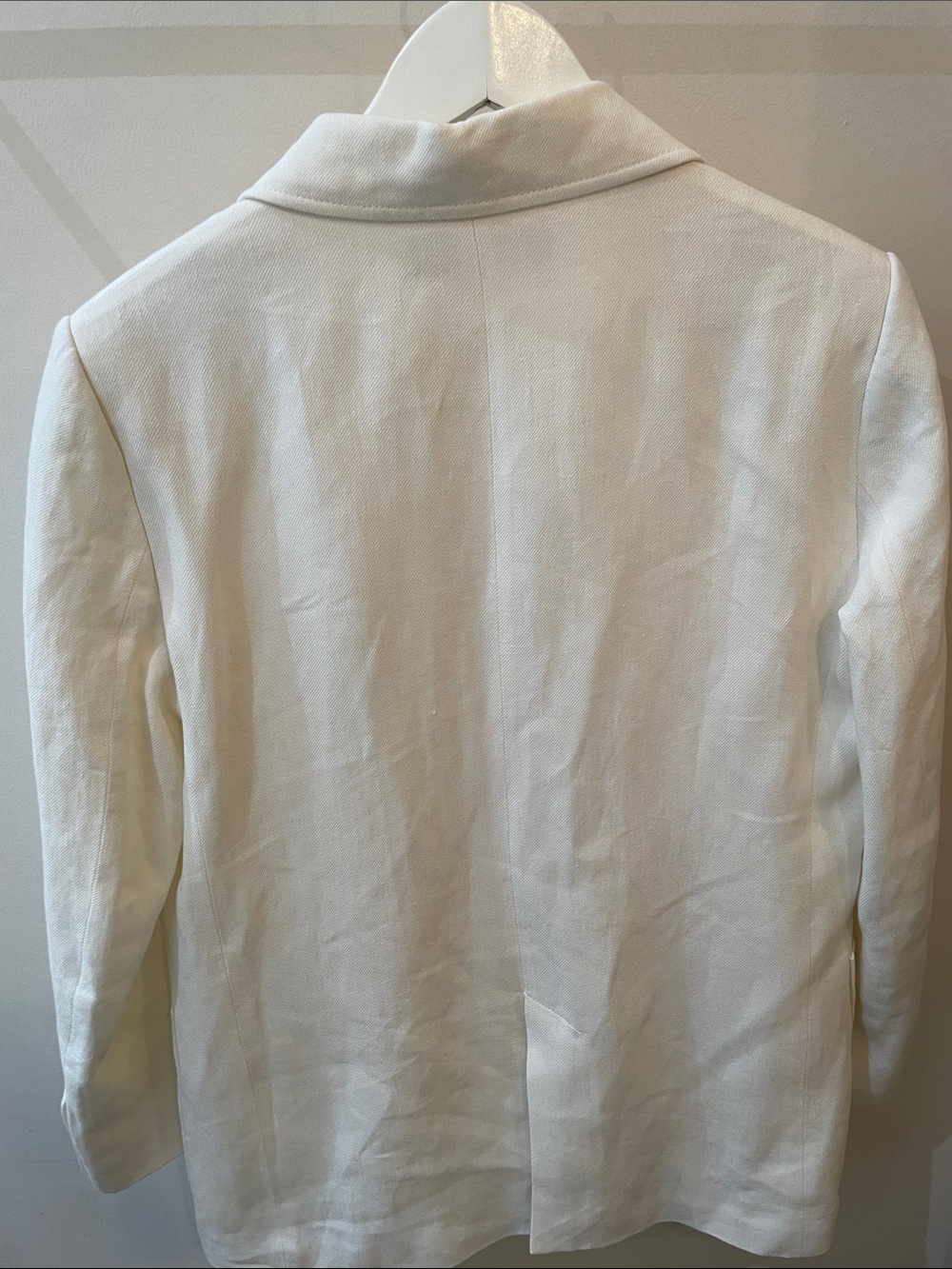 Zara Cream Linen-Blend Blazer with Gold Buttons - Picture 5 of 12